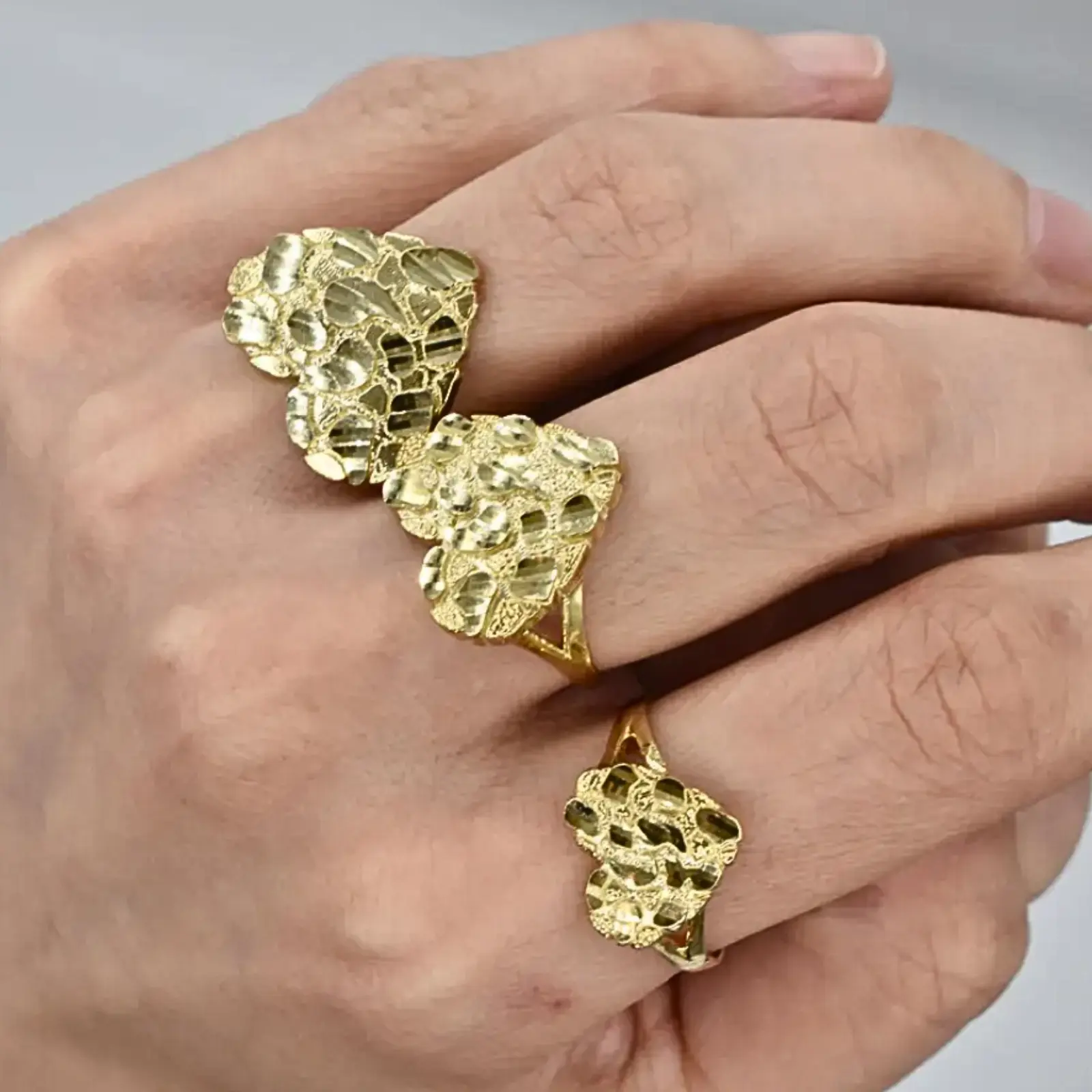 14K Solid Gold Nugget Heart Ring – Minimalist Diamond-Cut Style for Women