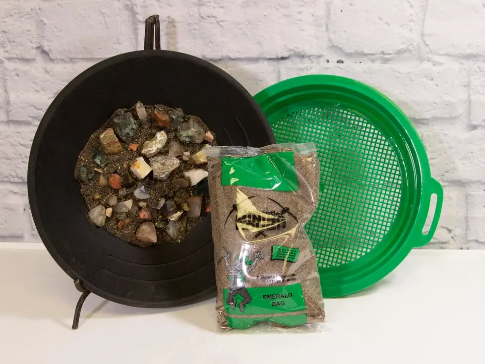 Green (Emerald) Gemstone Mining Bag And Sifter