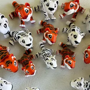 3D Printed Tigers - Assorted Colors & Designs - Perfect for Collectors and Playtime Fun