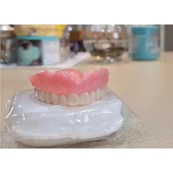 Realistic Large Upper Adult Denture Cosmetic, Training, Educational & DIY Use