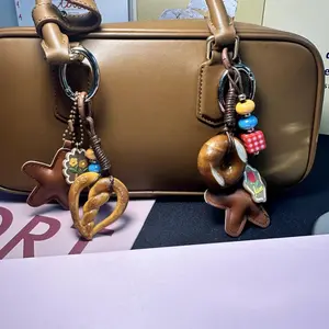 Simulation Bread Beaded Mobile Phone Chain Pendant, Cute Mobile Phone Lanyard, Crossbody Phone Lanyard, Keychain, Bag Charm, Phone Case Hanging Rope, Phone Accessories