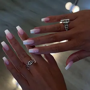 Short Ballet-Style Pink Gradient Nails for, Featuring Soft And Delicate Designs in Pink And White, Ready-To-Wear Gentle Nail Art.