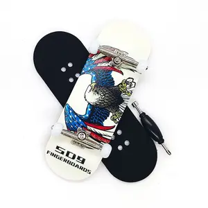 Wooden Fingerboard, 1 Count Professional Finger Skateboard, Fingerboard for Kids & Adults