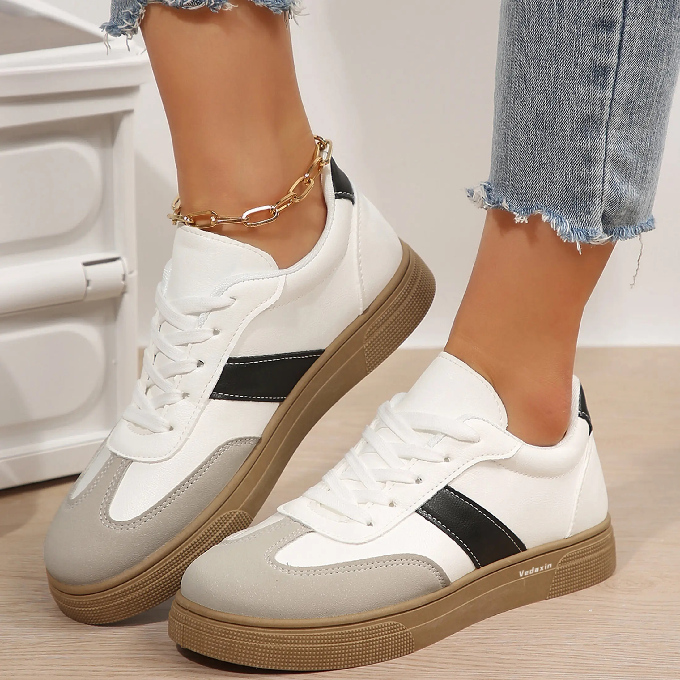 Women's Retro Sneakers Fashion Classic Casual Tennis Platform Gum Sole Anti Slip Footwear Faux Leather Trainers Walking Skate Shoes