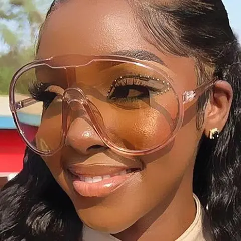 Large One-Piece Fashion Sunglasses, Uv400 Protection, Casual Style, All Seasons Wear, PC Frame Material, Non-Color Changing, Uv Blocking Sunglasses