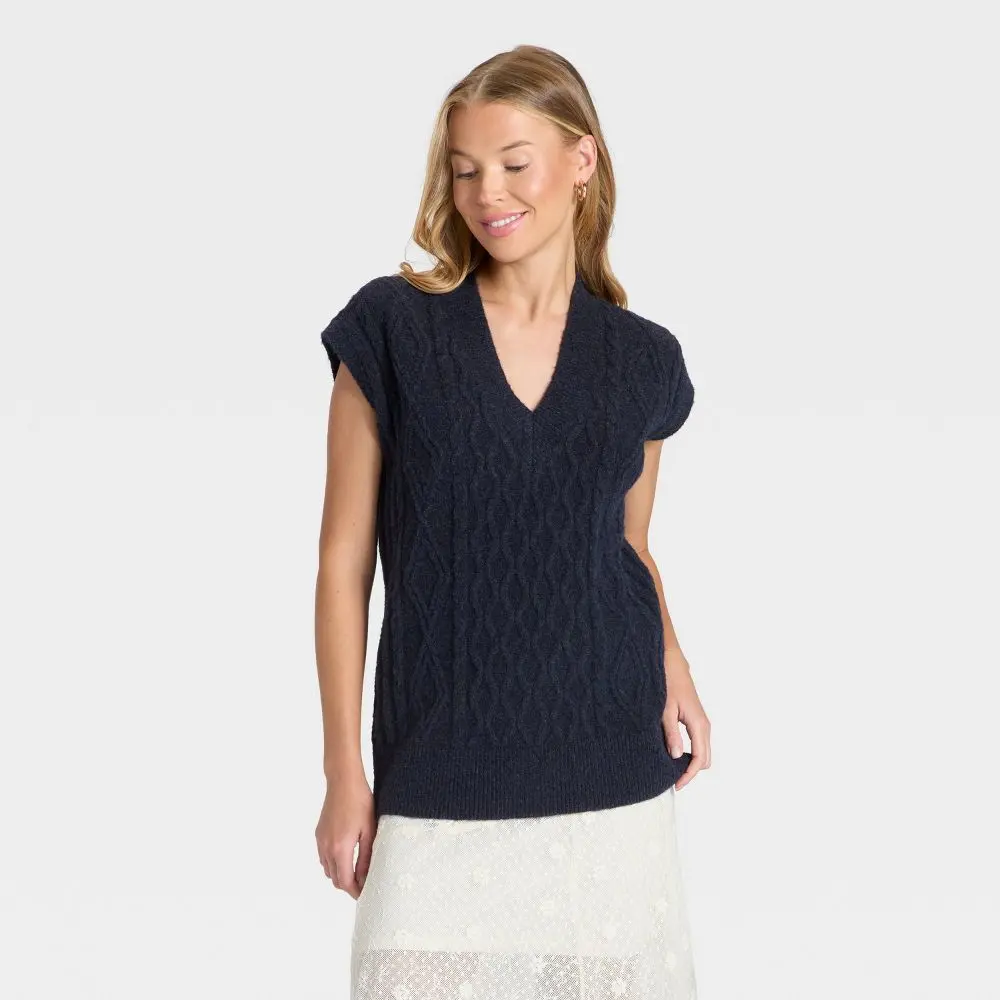Women's Cable Sweater Vest - Universal