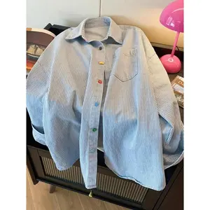 Women's color blocked button up front shirt collar striped loose college style shirt, casual and fashionable top, suitable for daily wear