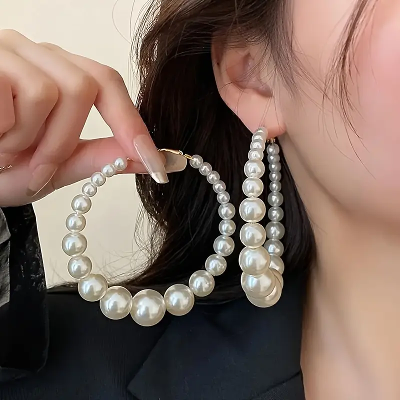 Fashionable and elegant white pearl earrings with a vintage exaggerated design, a perfect holiday gift for family or friends