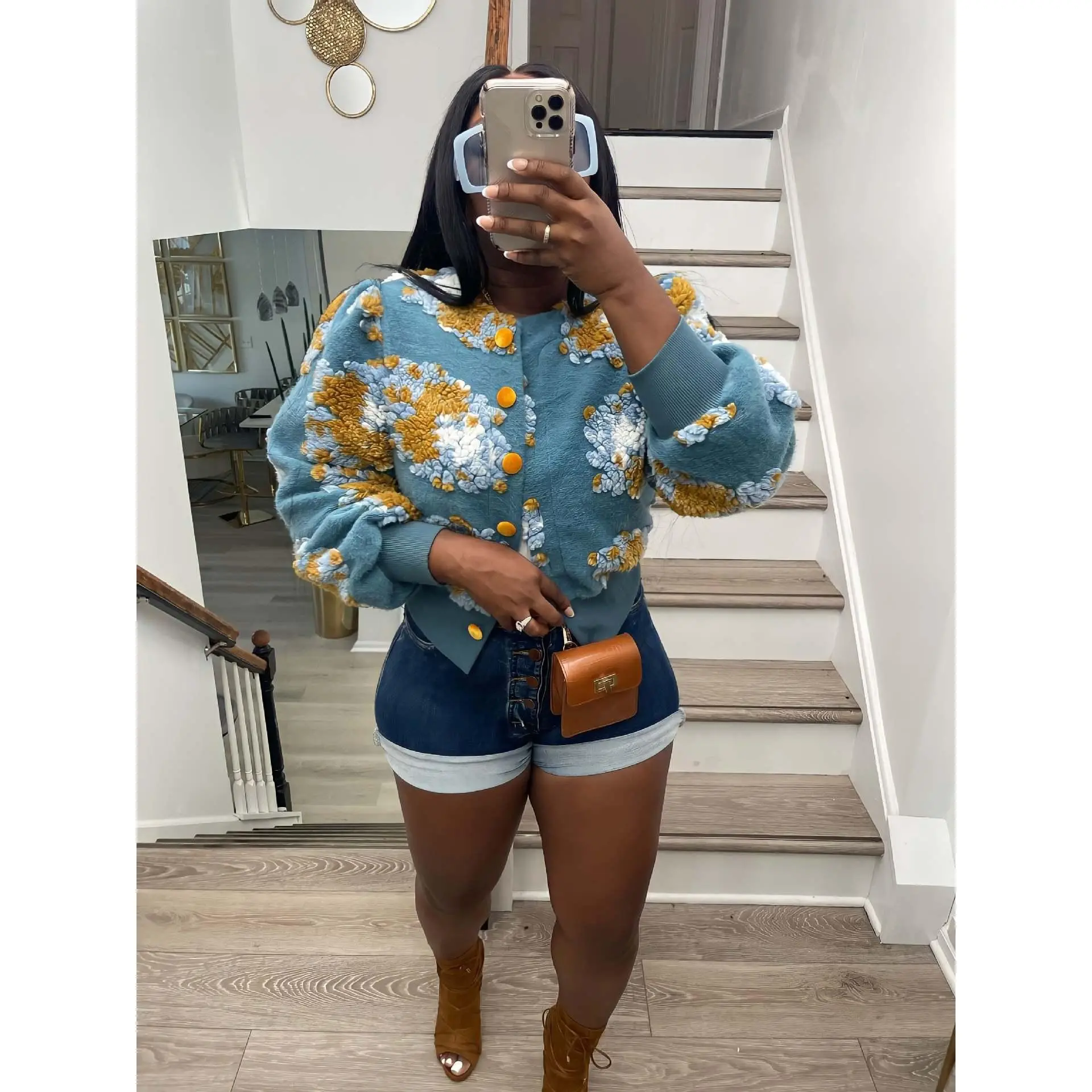 Blue background G0562