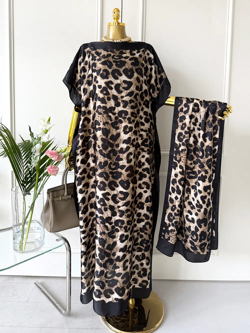 Elegant Leopard Print Silk Shawl Set, Casual Loose-Fit Scarf for Women, Sun Protection Beach Accessory, All-Season Fashion, Fashion Shawl Wrap