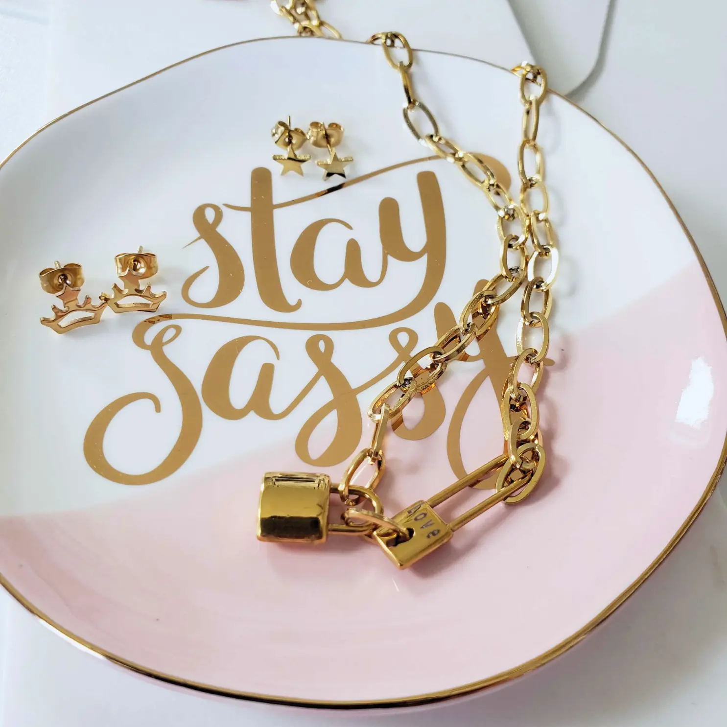 Stay Sassy Ceramic Pink & White Jewelry Holder