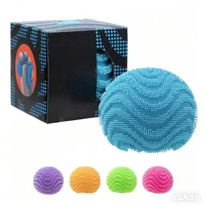 Plush Balls - Sensory toys with a velvet texture and soft cloud-like feel - Wave pattern that can be seen and touched - Suitable for children aged 3 and up - Colors may vary; one per pack