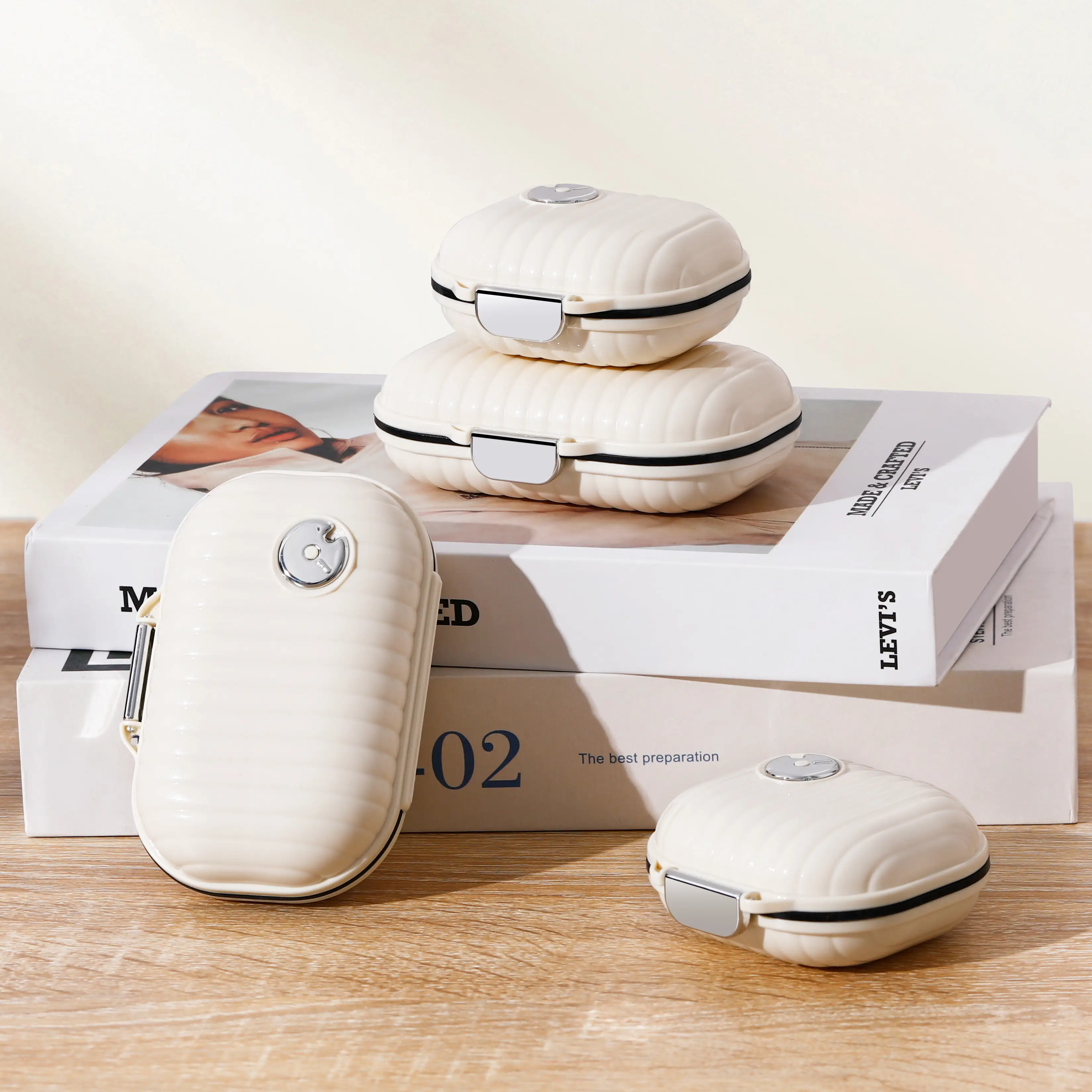 Zannaki Pill Case Portable Small Weekly Travel Pill Organizer, Cute Moisture Proof Pill Box Holder for Pocket Purse Bag, Daily Mini Pocket Pharmacy Me