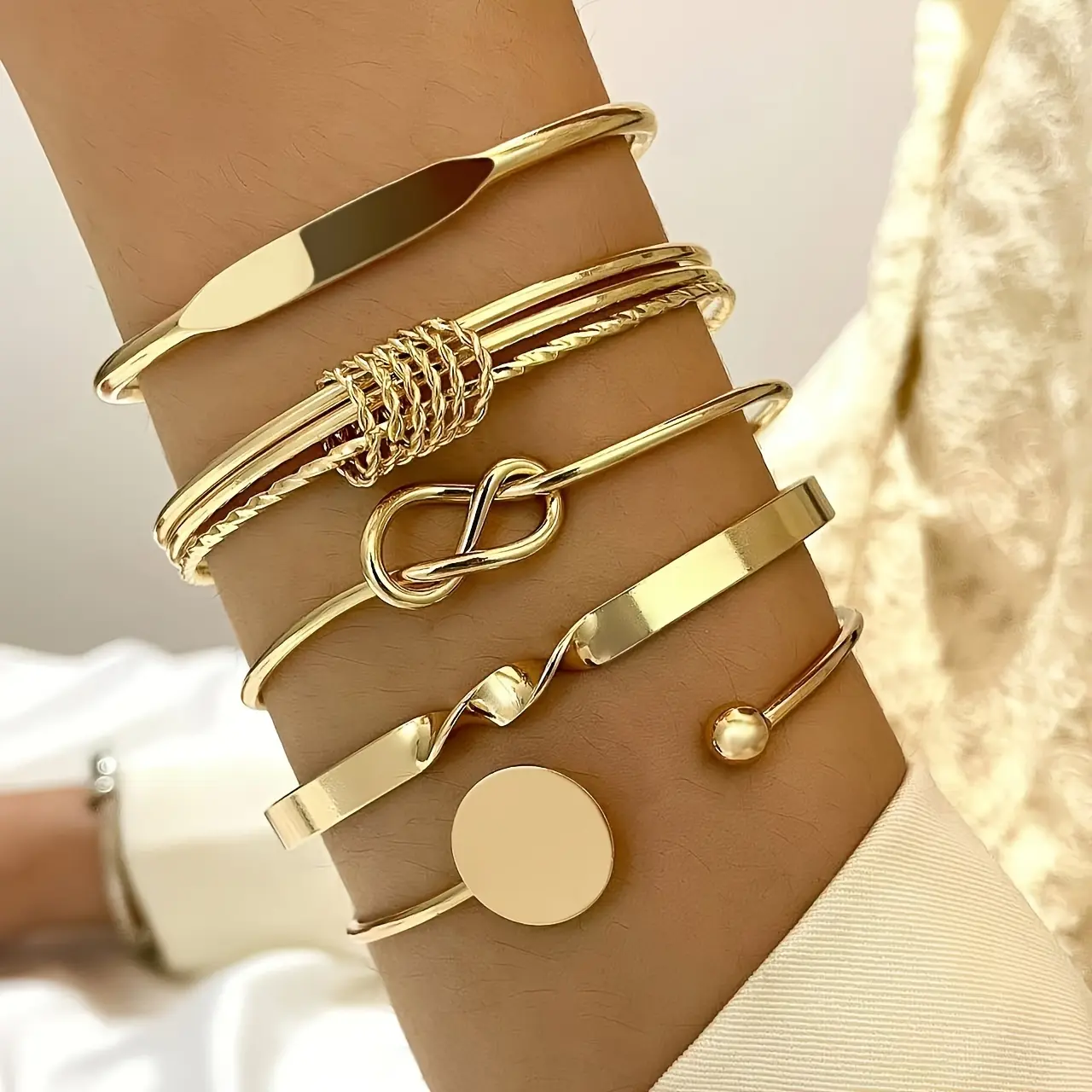5-Piece Bracelets Set for Women, Trendy Geometric & Knotted Alloy Jewelry Stack with Open Bangles for Daily Wear, Arm Candy Accessories, Wrist Candy, Bracelets Stack, Unisex