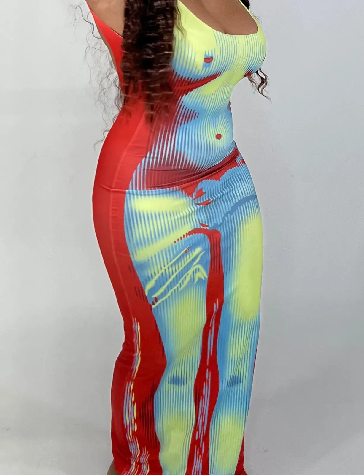 Thermal Maxi Dress - Casual Sleeveless Summer Dress with Colorful Design and Comfortable Fit