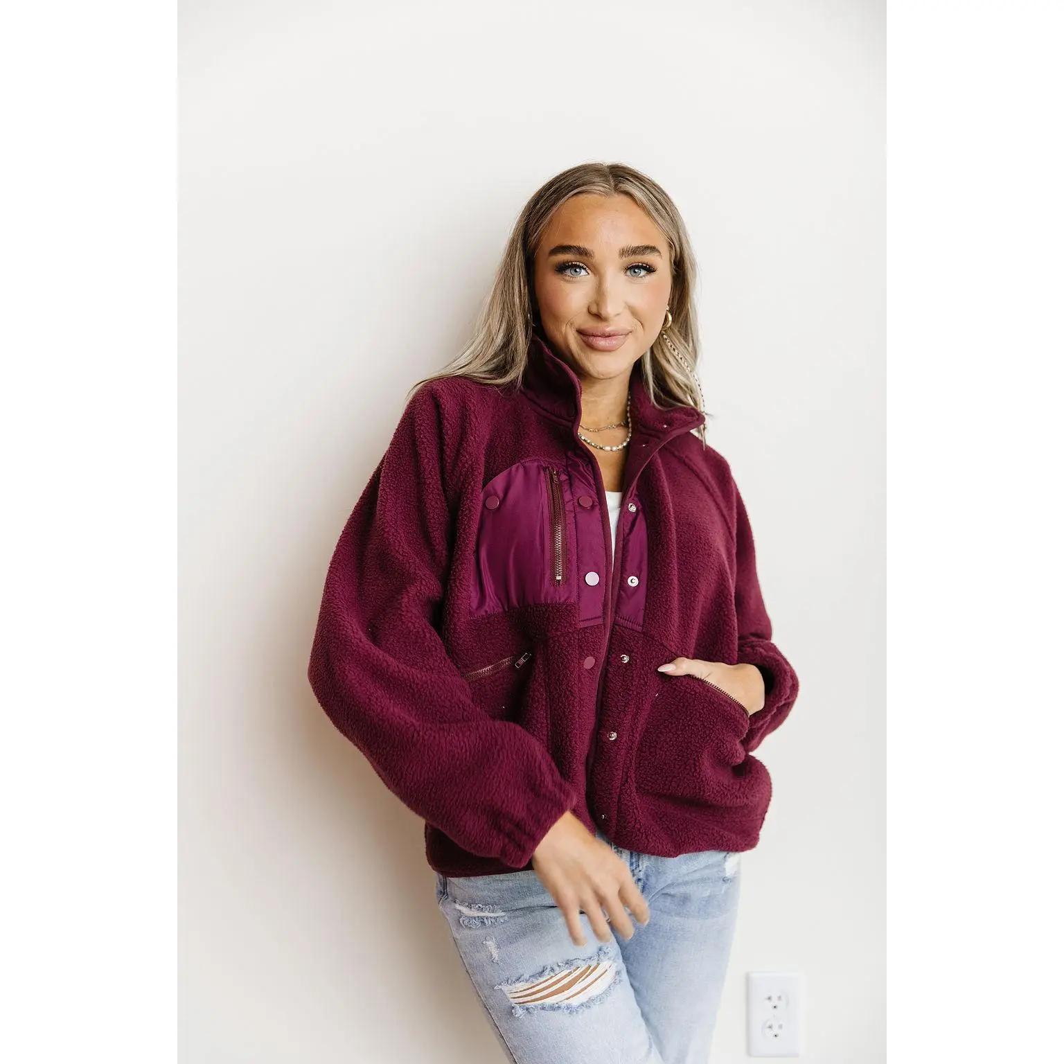 Women's Oversized Plum Polyester Fleece Hoodie Pullover - Lady's Cute Casual Snap-Closure No-Stretch Comfortable Outerwear with Pockets