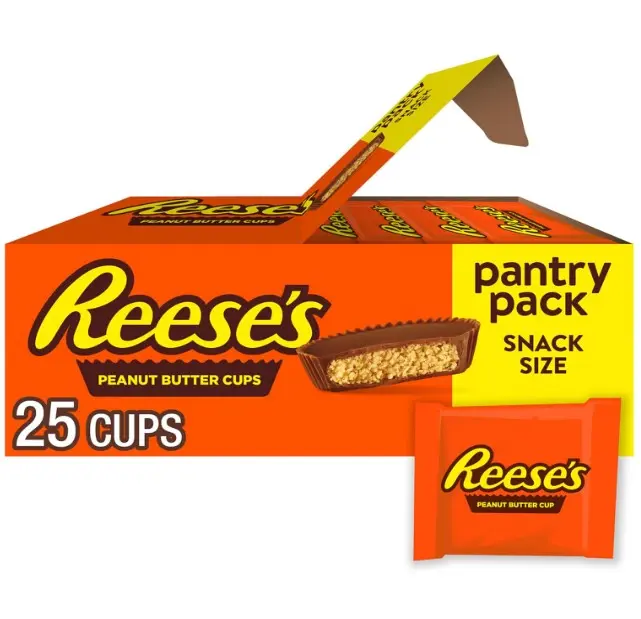 REESE'S Milk Chocolate Snack Size Peanut Butter Cups, Candy Pantry Pack, 13.75 oz (25 Pieces)