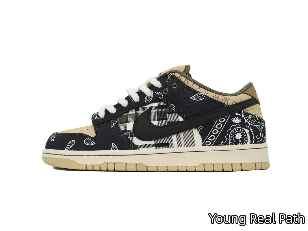 Western Retro Casual Skate Shoes | Mixed Paisley Floral Print & Checkered Cloth Panel | Soft Matte Khaki Suede Trim | Wear Resistant Traction Outsole | Versatile Urban Walking Footwear for Men Women