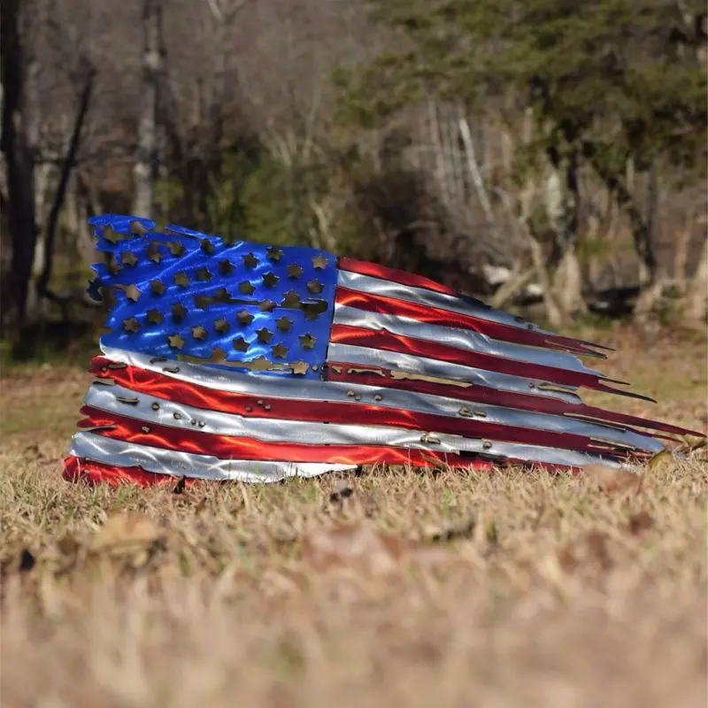 American tatterd flag “metal”