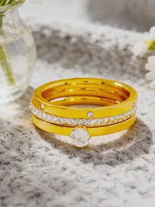 Titanium Steel Ring Set for Women, Sparkling Star Design, Three-Piece Jewelry Collection, High-Quality Non-Fading Accessories