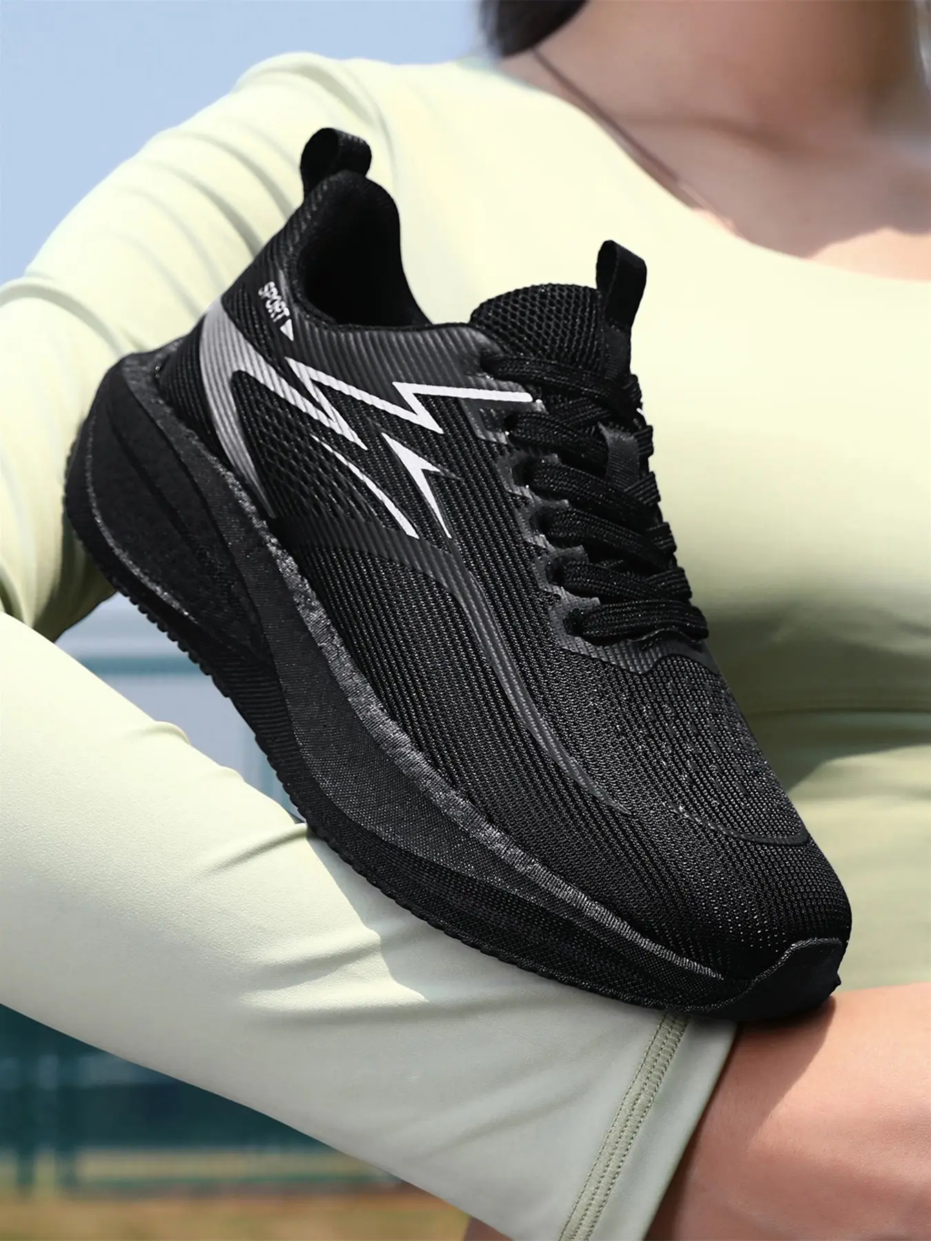 Spring Summer Couple Mesh Breathable Sneakers, Non Slip Sneaker, Athletic Shoes, Unisex Soft Lightweight Thick Sole, Anti-Slip Durable, Outdoor Running Gym, Daily Commute, Sizes 35-45