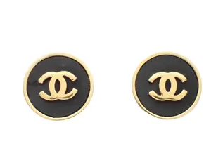 Pre-owned Black w/ Gold CC Small Clip On Earrings CHA.J.1104