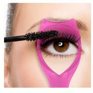 Triple-in-One Eyelash and Eyeshadow Makeup Tool - Multi-Functional Eyeliner Aid for Perfect Lashes, Lash Protector, and Eyeliner Brush Applicator, Formaldehyde-Free, No Power Needed, Multiple Colors Available, with Ergonomic Transparent Lash Guide