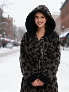 1-piece Flannel Pajamas Home Clothing Robe Bathrobe Wearable Blanket Loose Long-sleeved Plus Size Leisure Thickened Extra Long Warm Women's Home Winter Soft Winter Waist Tie Can Be Worn Out Pockets Hooded Leopard Print