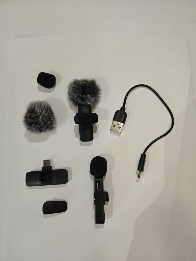 2 Pcs Wireless Lavalier Microphone for iPhone, Android, iPod - Mini Wireless Clip, Noise-Canceling, 20m Distance