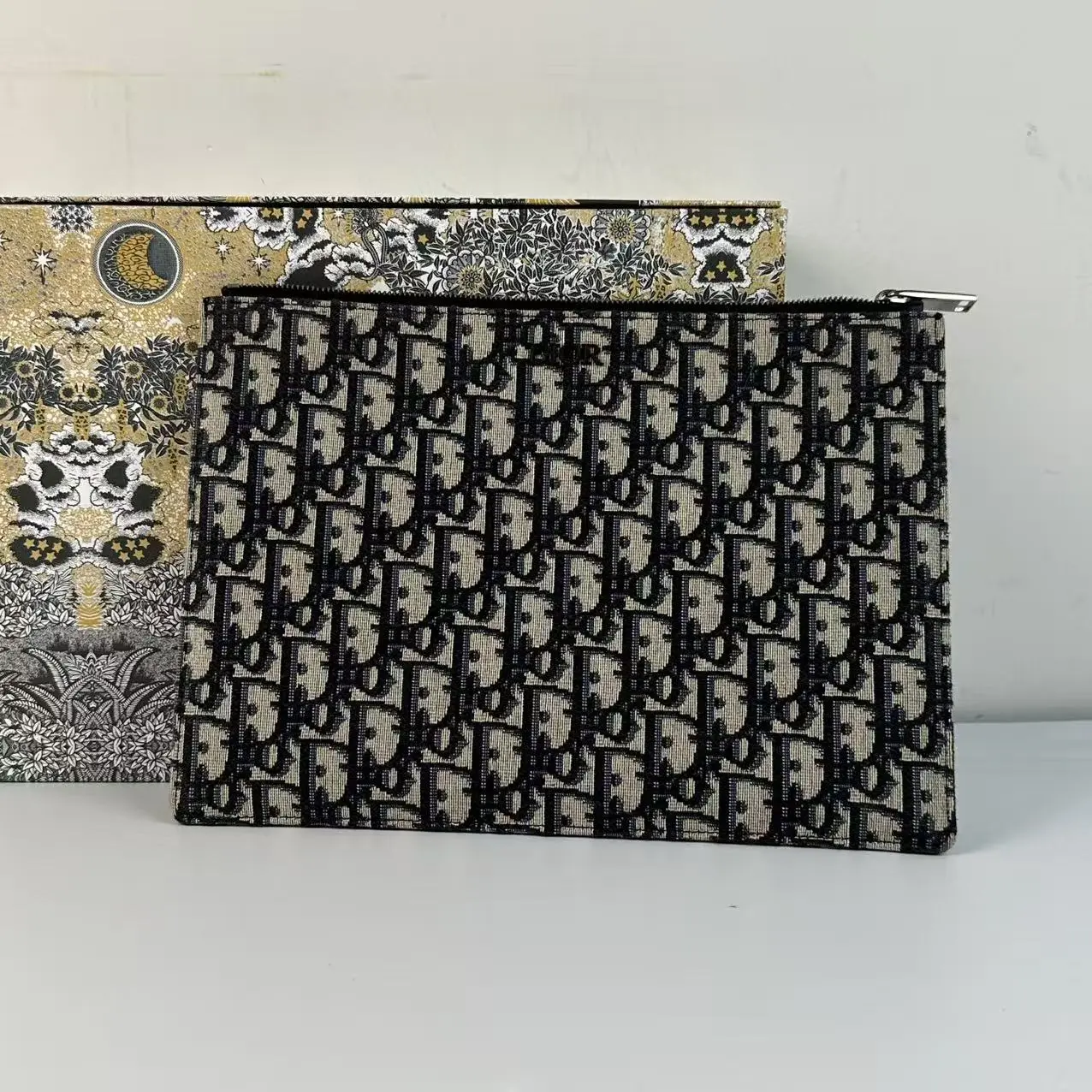 Pre-owned Dior Oblique Jacquard Leather Zip Pouch Clutch Bag