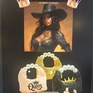 Simply Crown Luxury Shopping Bags