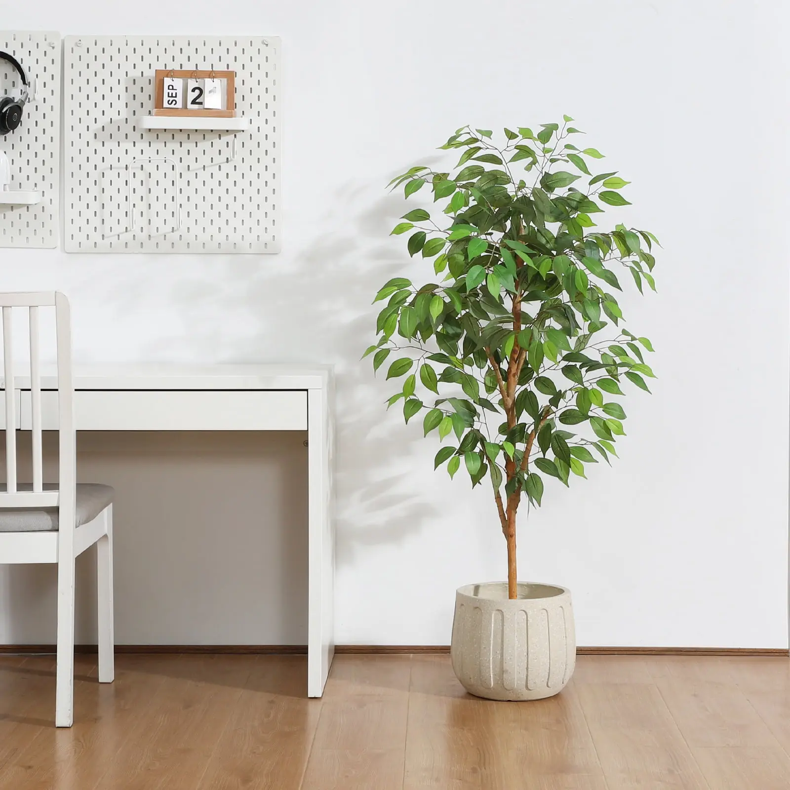Artificial Ficus Tree with Natural Wood Trunk and Lifelike Leaves, Silk Fake Potted Tree with Wood Branches, Faux Tree for Office Home Decor