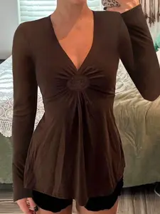 Vintage Maroon Twist Pleat Long Sleeve T-Shirt, V Neck A-Line Y2K Fashion Top, Slim-Fit Spring & Fall Casual Wear