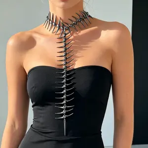 1PC Fashionable Punk Spike Fishbone Rivet Long Necklace for Women Men, Bohemian Street Style Statement Necklace, Suitable for Casual Outfits & Streetwear, Cool Punk Jewelry Accessory