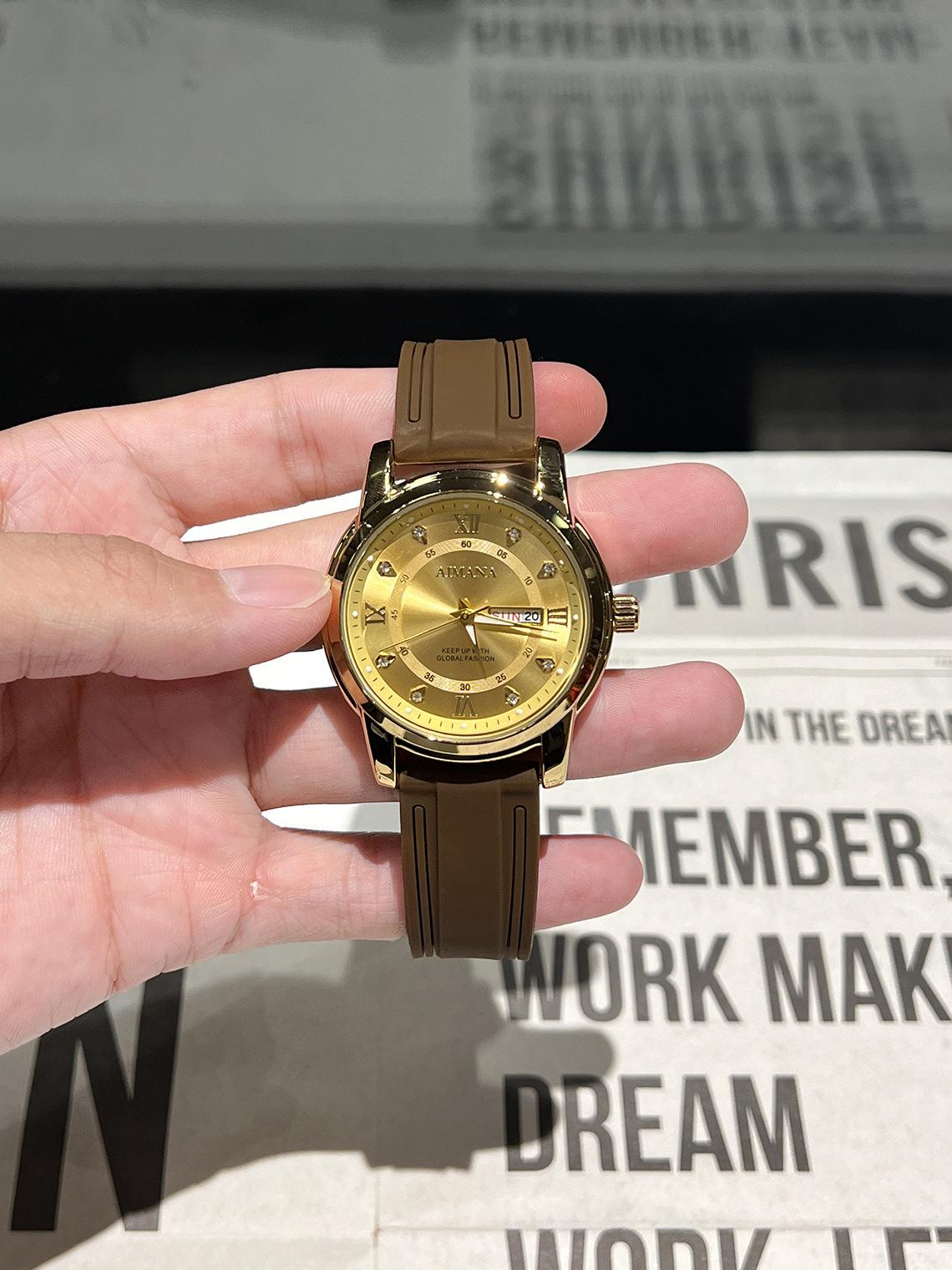 Men's Luxury Business Quartz Watch - Waterproof Luminous Date Display with Premium Silicone Strap, Stylish Sport Wristwatch