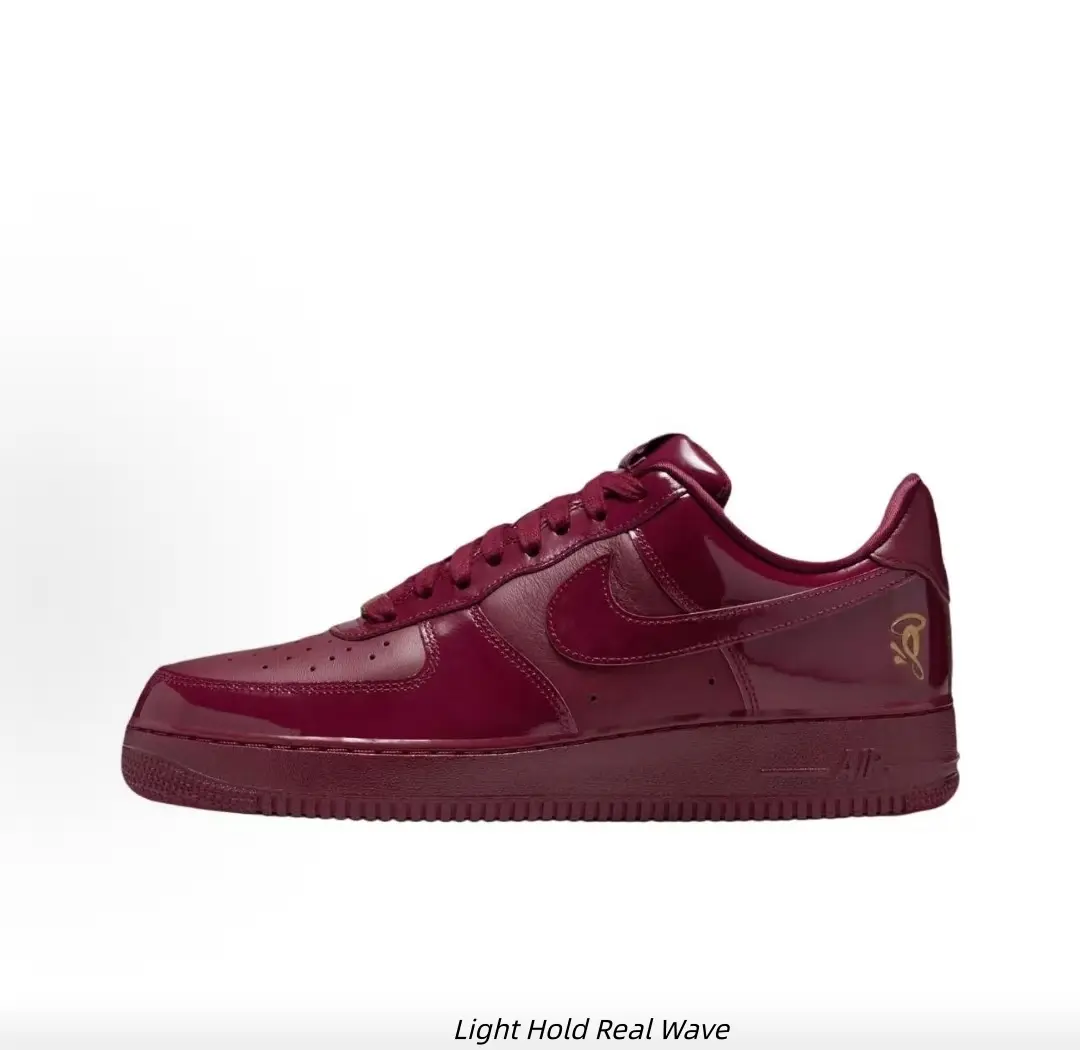 Men's Glossy Burgundy Monochrome Low Top Sneakers Comfort Non-Slip Street Skate Shoes for Daily Wear