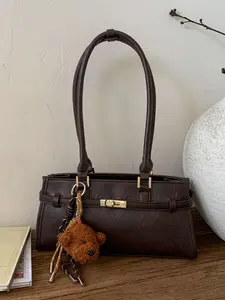 Small niche design solid color casual versatile classic shoulder bag, retro temperament small dog pendant armpit bag, lightweight temperament simple and exquisite handbag, suitable for work, shopping, commuting, daily outings, Pu Leather Bag