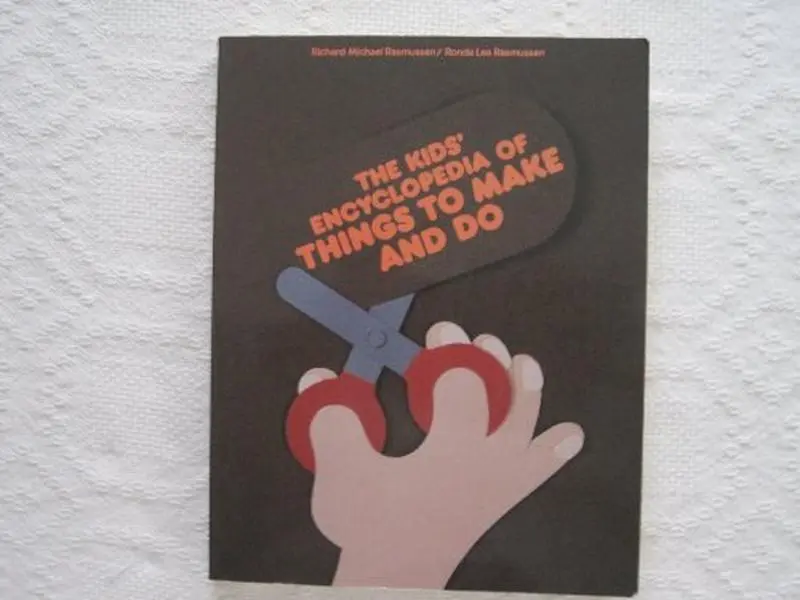 Used Paperback Book - The Kids Encyclopedia of Things to Make and Do by Richard Michael Rasmussen - English, Art Tutorial with Instructions for Over 1800 Projects (Parenting & Family Humanities & Social Sciences)