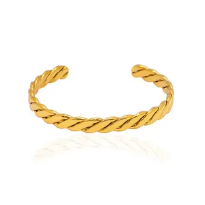 Hallie Cuff