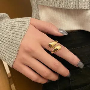 New Fashion Irregular Gold Open Ring Minimalist Smooth Band for Women Streetwear Essential 7g Weight Chic Versatile Statement Piece, Gold Band Rings, Contemporary Statement Rings