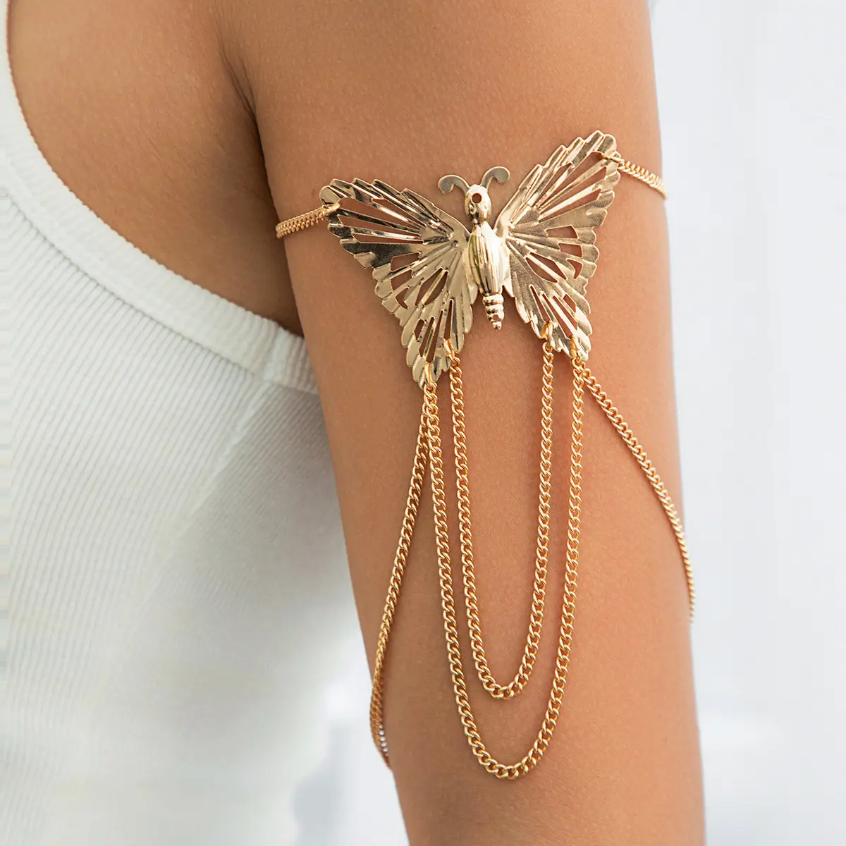 Women's Whimsical Butterfly Body Jewelry - Unisex Adults' Glamorous Fringe Tassel Chain, Fashion Armband or Leg Accessory for Casual Beach & Party Looks, Leg Chain, Tassels Flow, Split Butterfly, Butterfly Motif, Sweet Vibe
