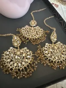 Indian Earrings and Tikka Set - Traditional Design Jewelry Piece