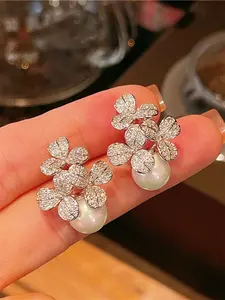 1 Pair Pretty Cubic Zirconia&Faux Pearl Stud Earrings For Women For Wedding Anniversary Engagement Party Jewelry Valentine's Day Gift Shining Earrings Statement Earrings Fashionable Earrings Sparkling Zirconia
