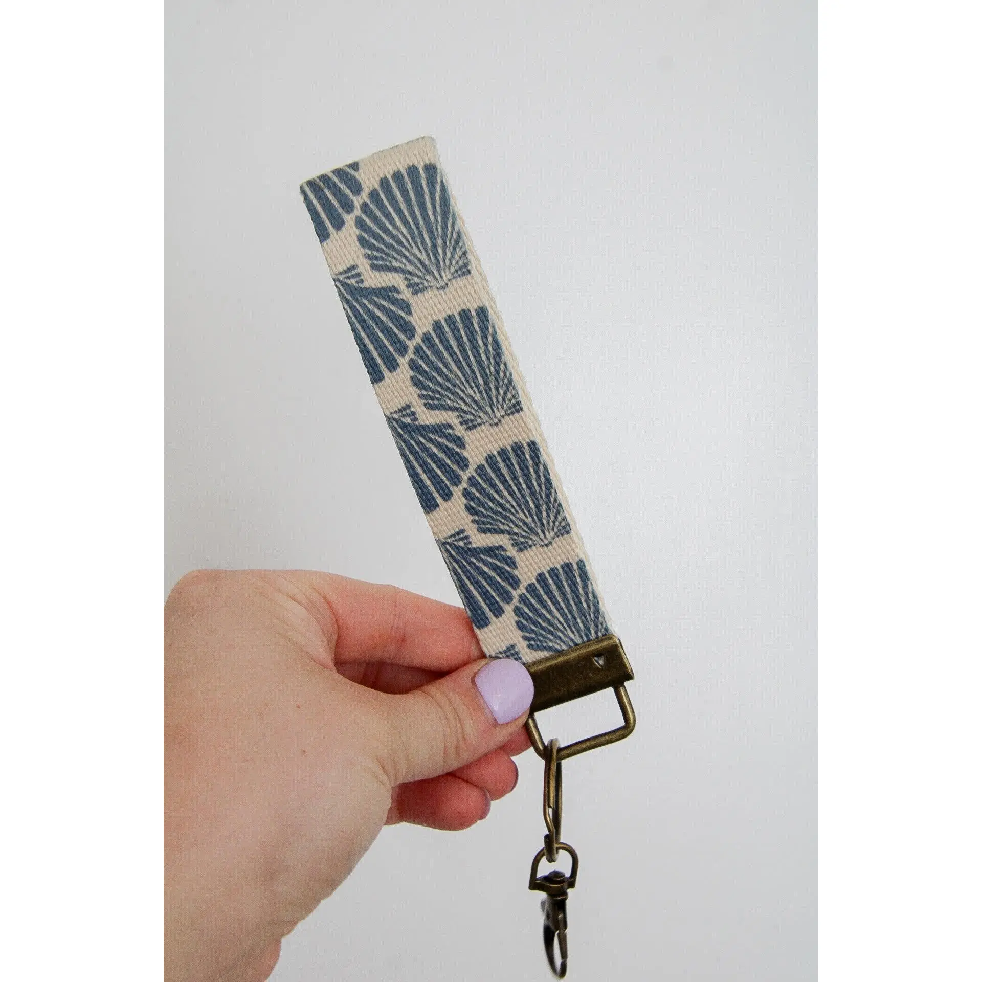 Canvas Wristlet Lanyard Keychain (Shell Collector)