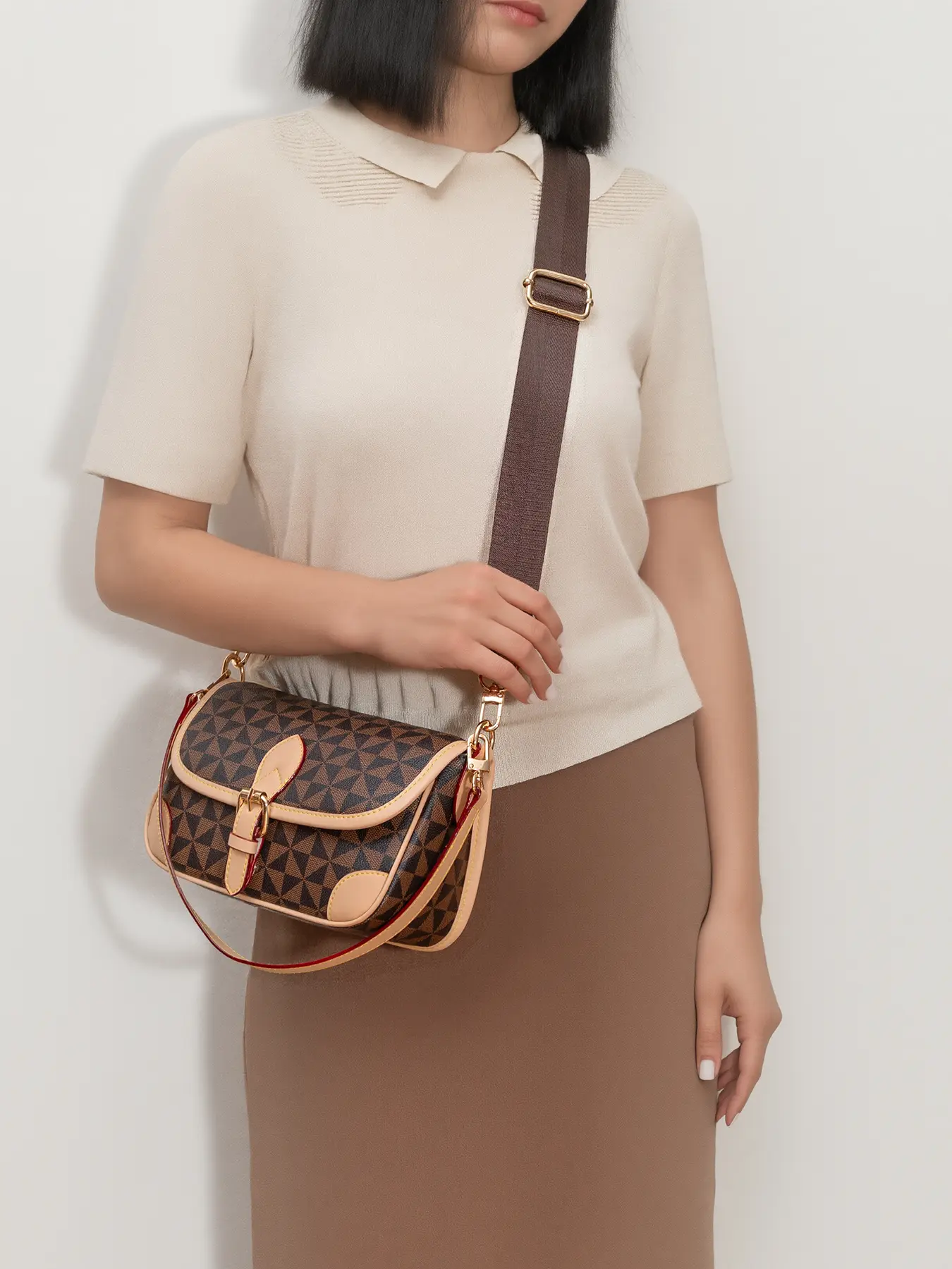Vintage Geometric Monogram Saddle Crossbody Bag, Dual Strap Faux Leather Shoulder Purse for Daily Commute