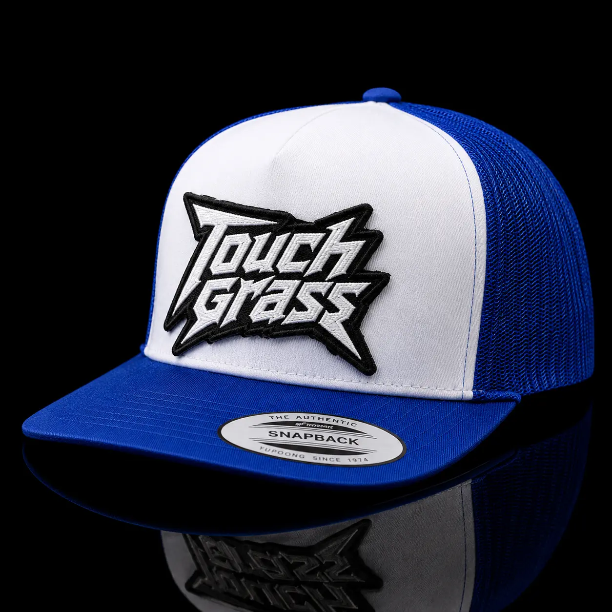 Offline Mode Touch Grass Trucker Hat – White Mesh Snapback Cap, Funny Outdoor Reminder Hat, Adjustable Streetwear Cap for Men & Women