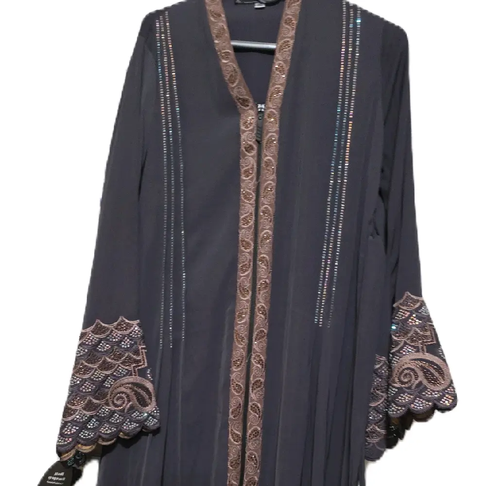 Embroidered Elegant Women's Abaya with Beaded Accents and Paisley Detailing in Rich Black Fabric
