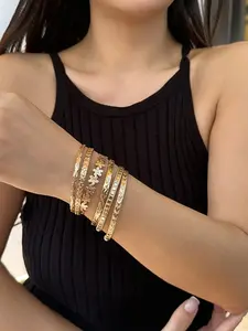 6 Piece Set Sweet Cool Carved Floral Bangles, Fashion Metal Texture Layered Bracelets, Boho Style, All Seasons, Random Print