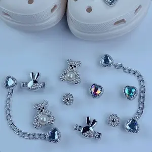 Shoe Decoration Charms set Bling Chain Bear Ornaments Cave Shoe Buckle DIY Accessories Button DIY Shoe Accessories Decoration Jewels Party Favors 10Pcs