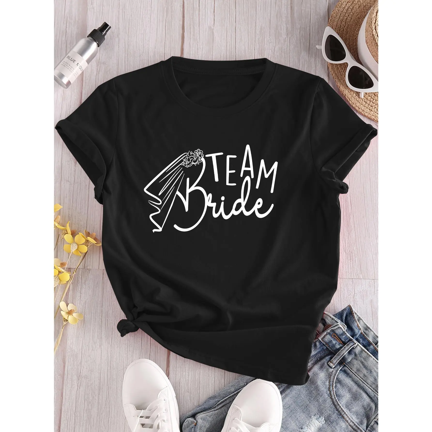 Women's Casual Team Bride T-Shirt, Short Sleeve Crew Neck Letter Print Top for Bridesmaid Bachelorette Wedding Parties, Shortsleeve, Tops, Fabric